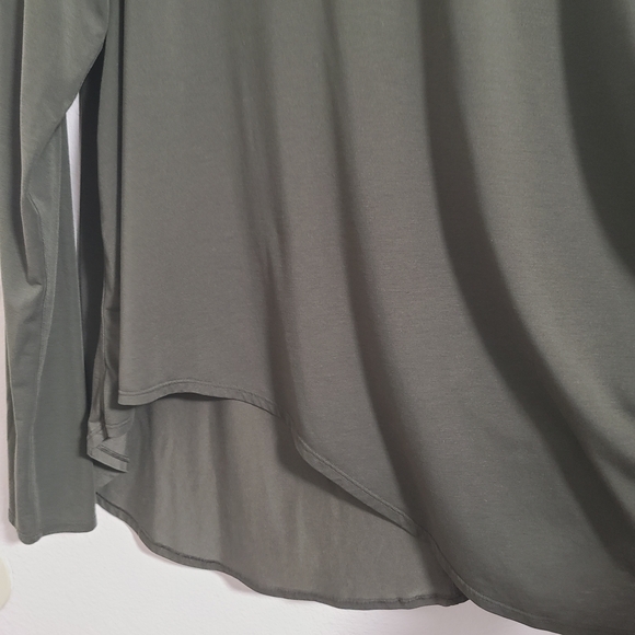 Lululemon Dark Green Lifted Balance Long Sleeve - Picture 3 of 6